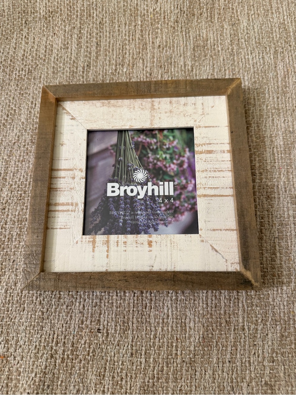 Broyhill 4x4” NEW Farmhouse Rustic Picture Frame